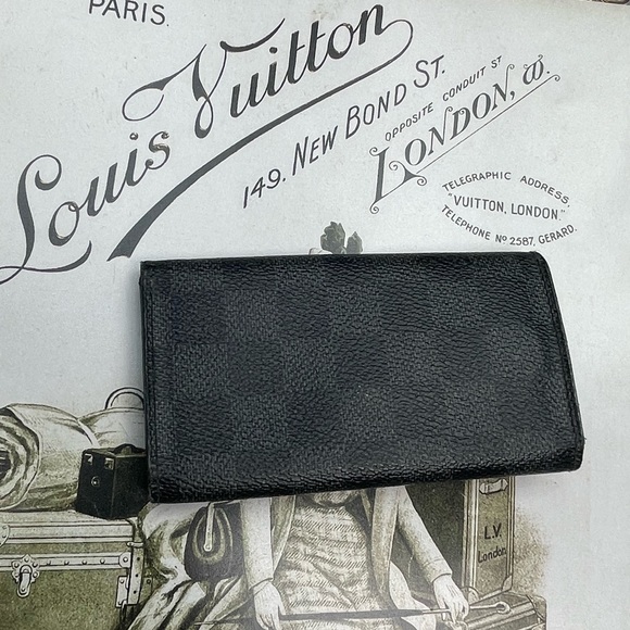 Authentic Large Louis Vuitton Damier Graphite Porte Cles Voiture Key Case❤️ - Picture 2 of 16